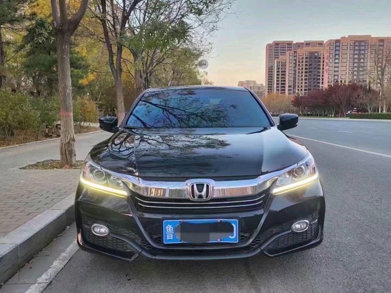 邯郸18年本田雅阁1