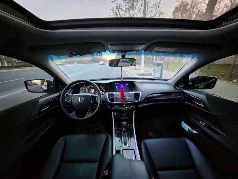 邯郸18年本田雅阁4