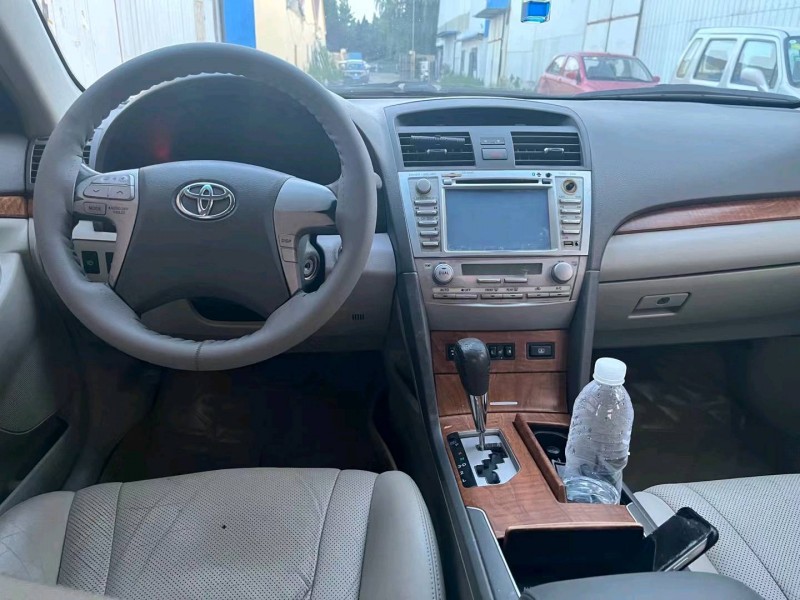 潍坊11年丰田凯美瑞4