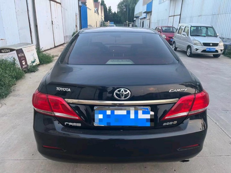 潍坊11年丰田凯美瑞8