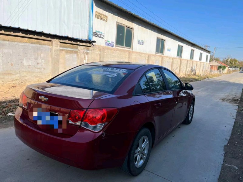 潍坊13年雪佛兰科鲁兹7