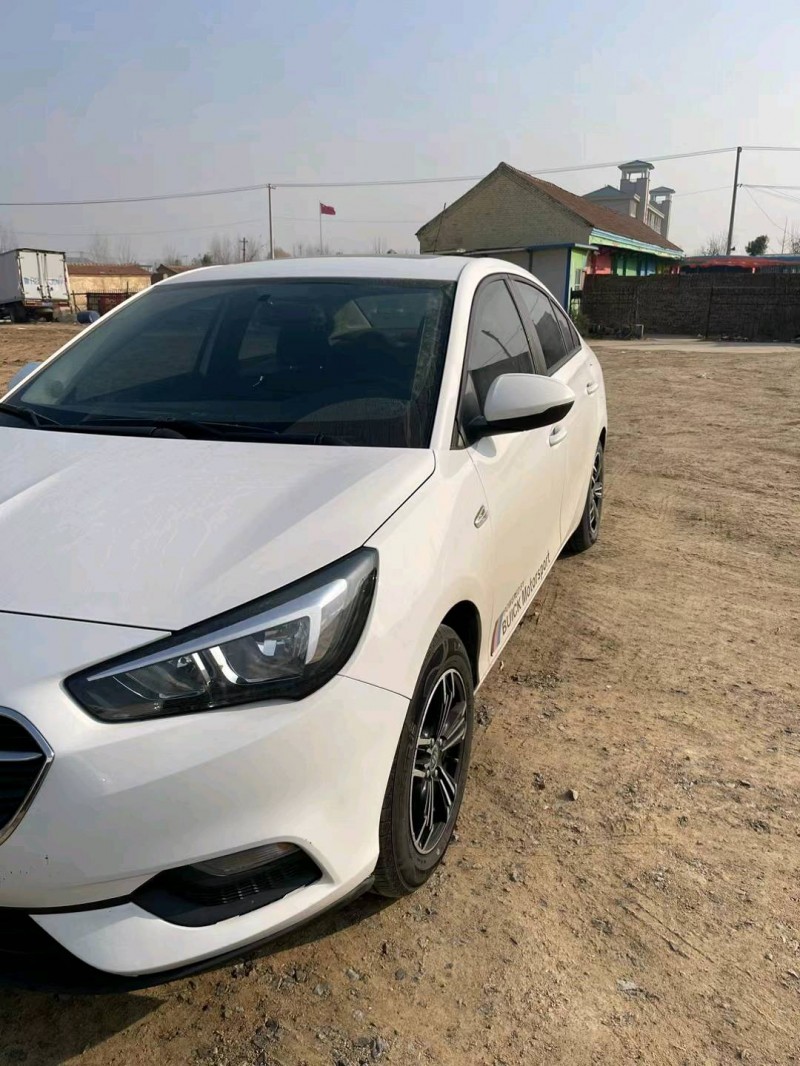 菏泽19年别克凯越3