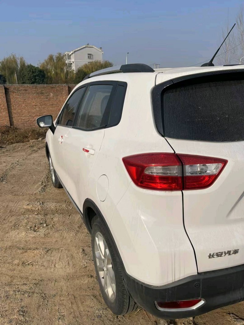 菏泽18年长安汽车CS158