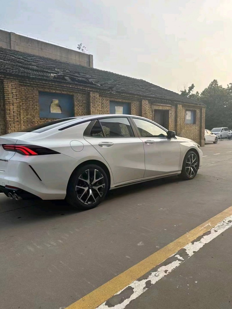 邯郸23年传祺影豹3