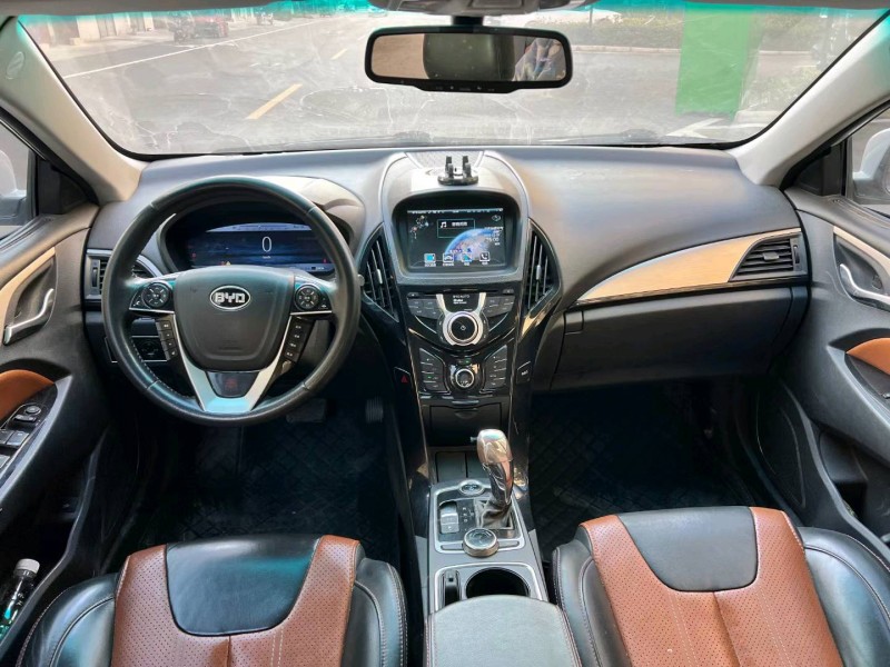 徐州16年比亚迪秦5