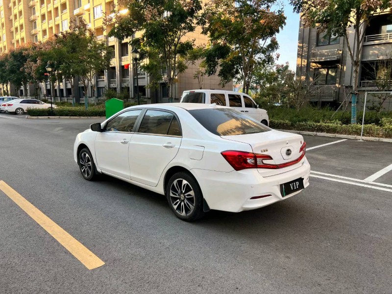 徐州16年比亚迪秦8