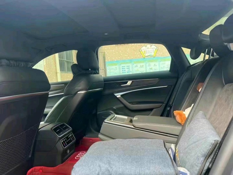 珠海22年奥迪A6L8