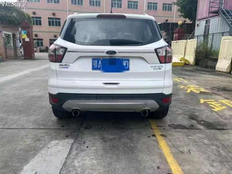 汕头18年福特翼虎9