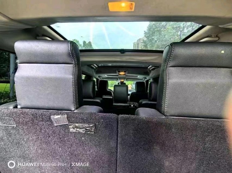 重庆13年路虎发现5