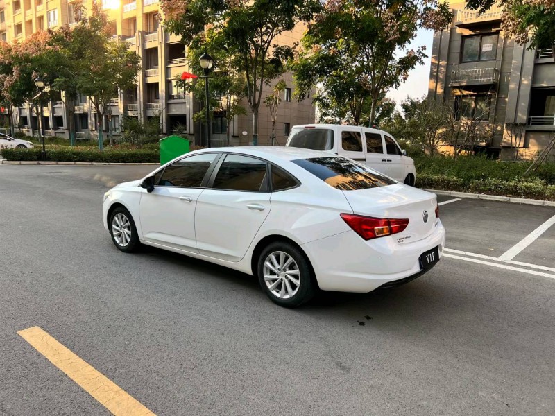 徐州17年别克威朗7