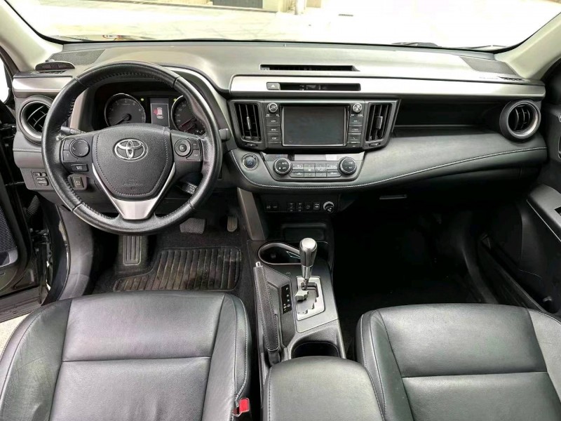 汕头18年丰田RAV4荣放3