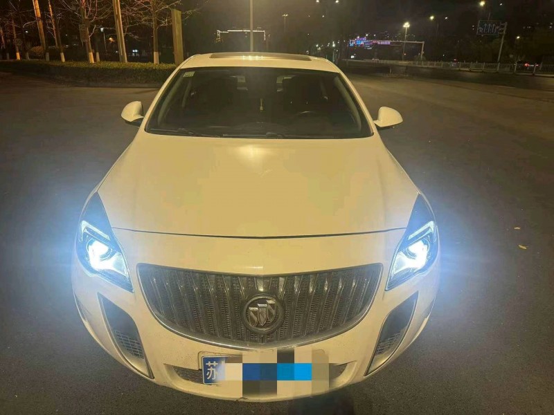 苏州15年别克君威1