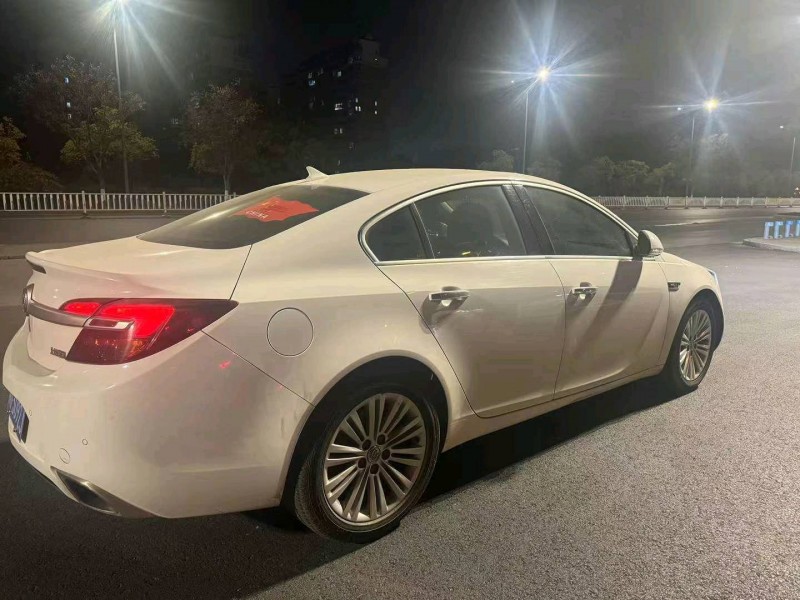 苏州15年别克君威4