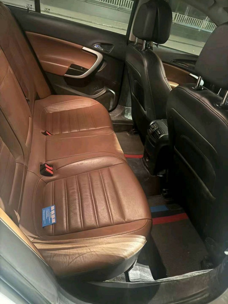 苏州15年别克君威5