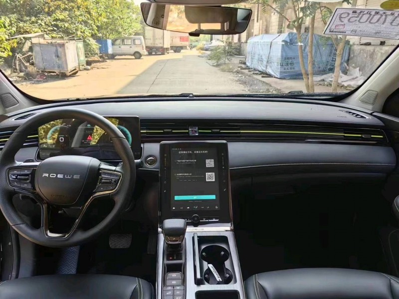 邯郸23年荣威RX57