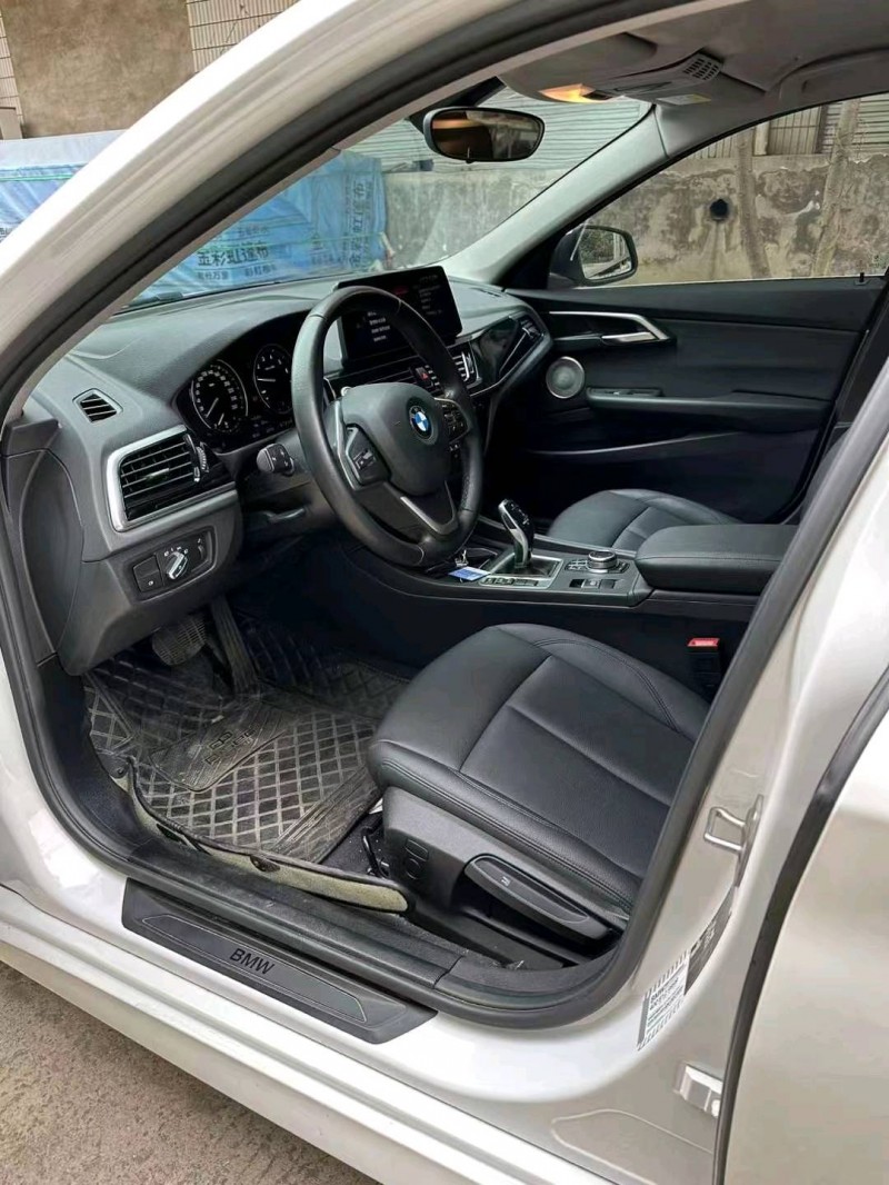 邯郸23年宝马1系4