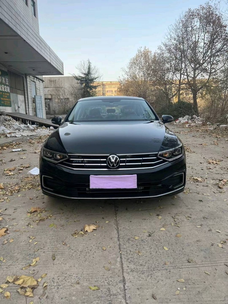 邯郸23年大众迈腾1