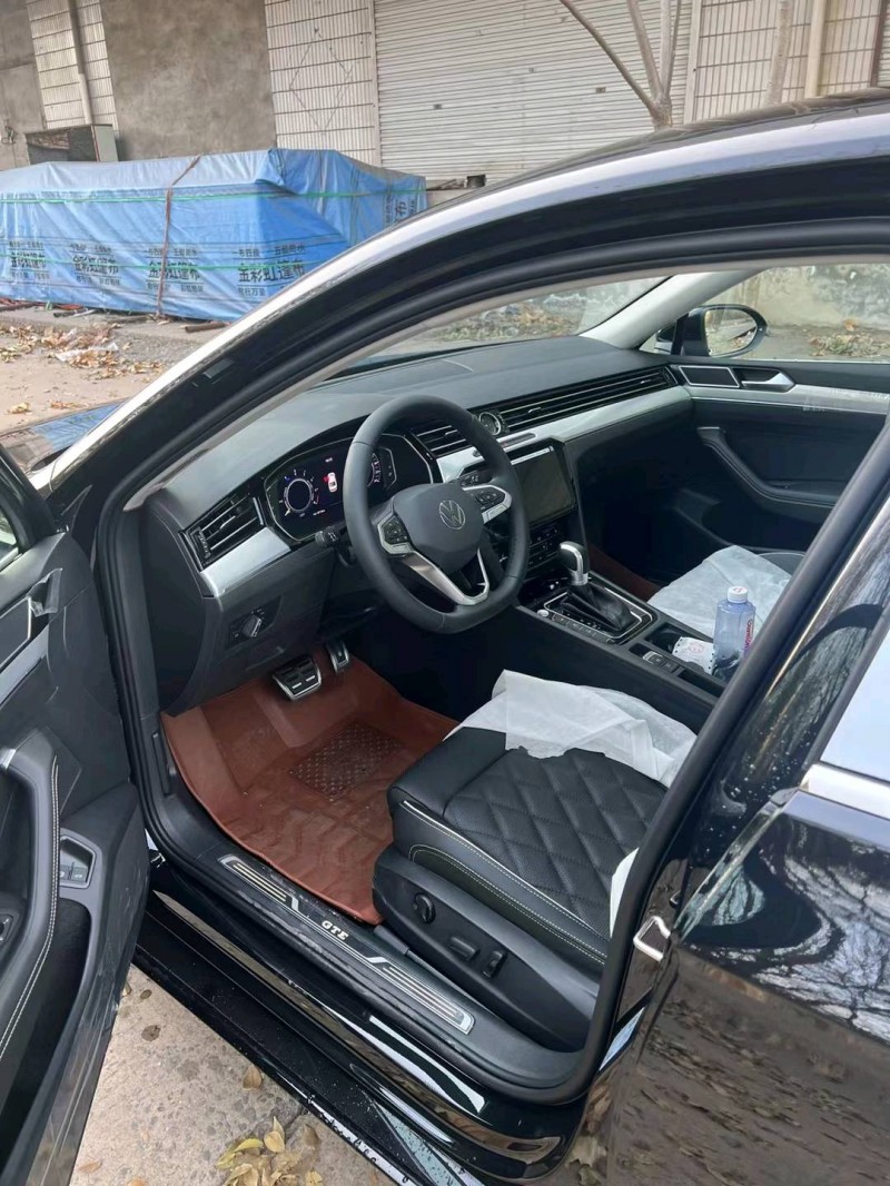 邯郸23年大众迈腾4