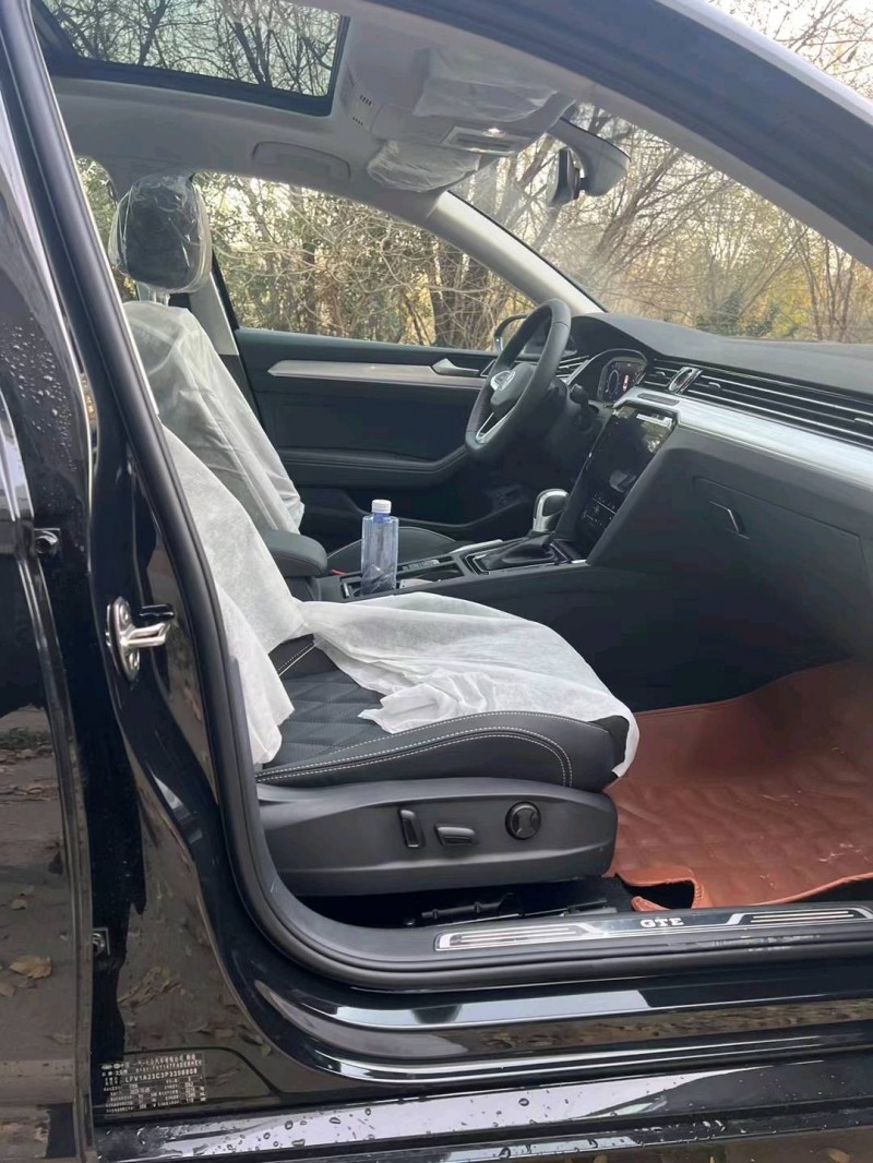 邯郸23年大众迈腾6