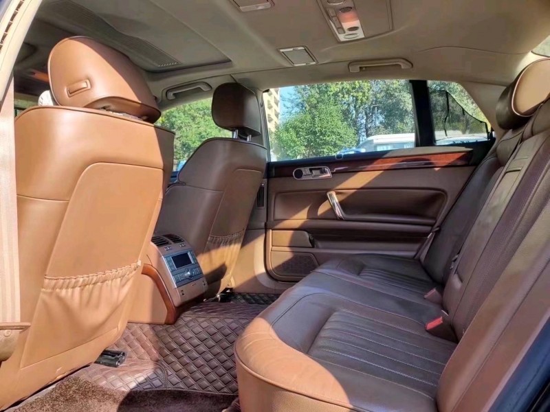 济宁13年大众辉腾6