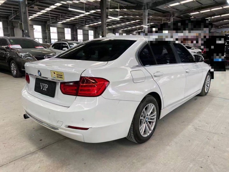 济宁15年宝马3系7