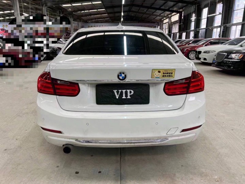 济宁15年宝马3系9