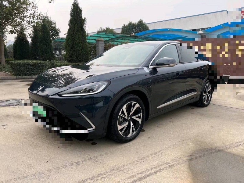 济宁23年极狐汽车阿尔法3