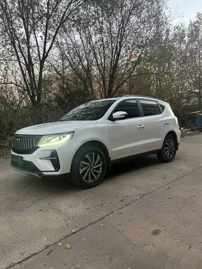 邯郸22年吉利远景X62