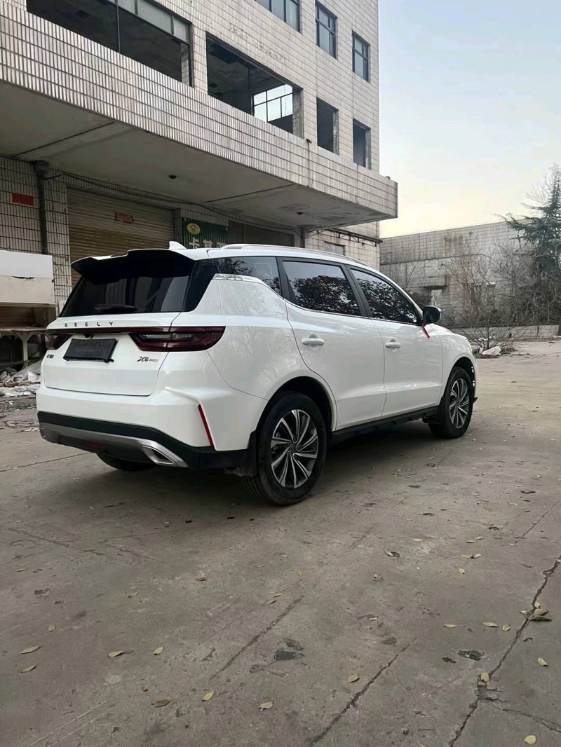 邯郸22年吉利远景X63