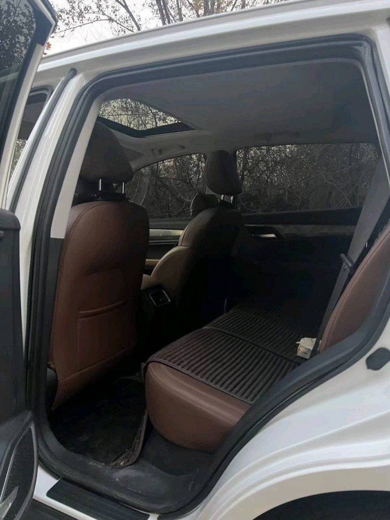 邯郸22年吉利远景X65