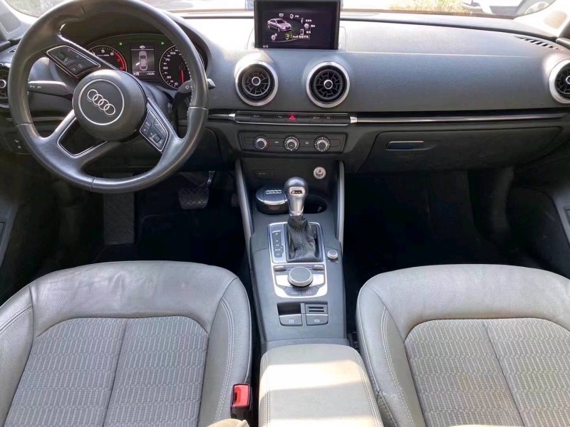 济宁18年奥迪A34