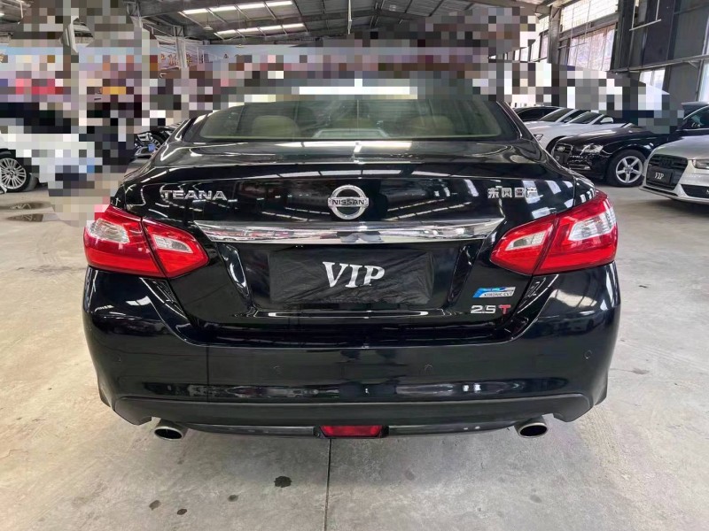 济宁19年日产天籁9