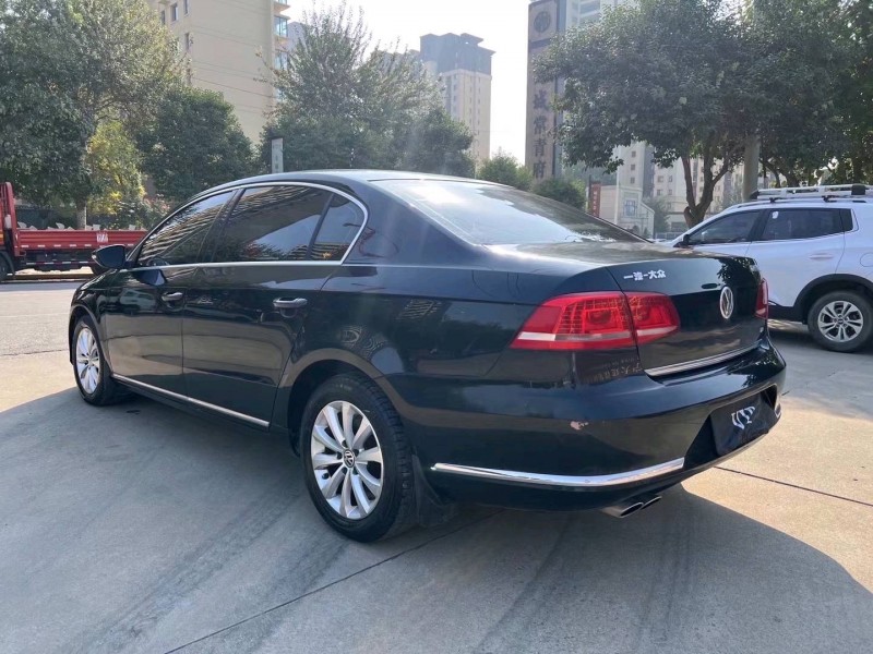 济宁14年大众迈腾8