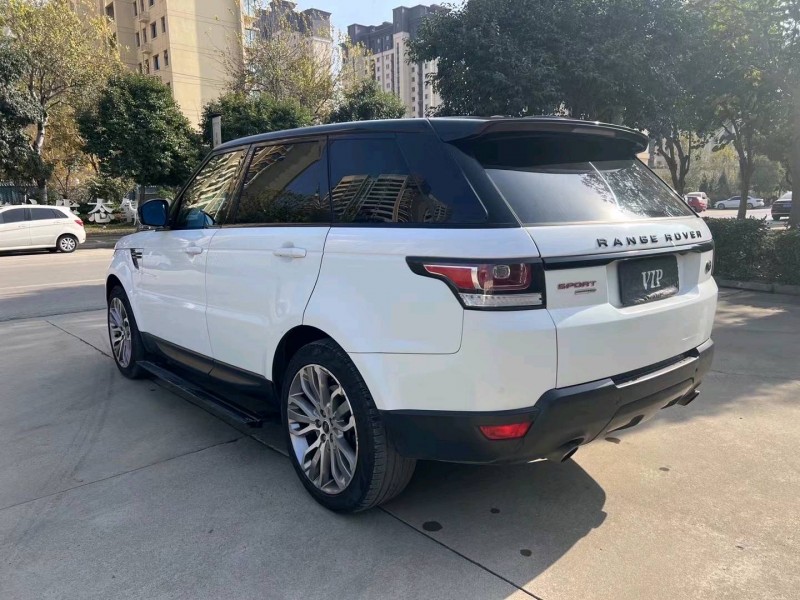 济宁13年路虎揽胜运动8