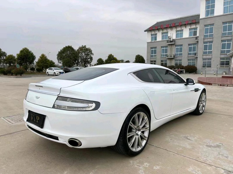 盐城12年阿斯顿·马丁Rapide8
