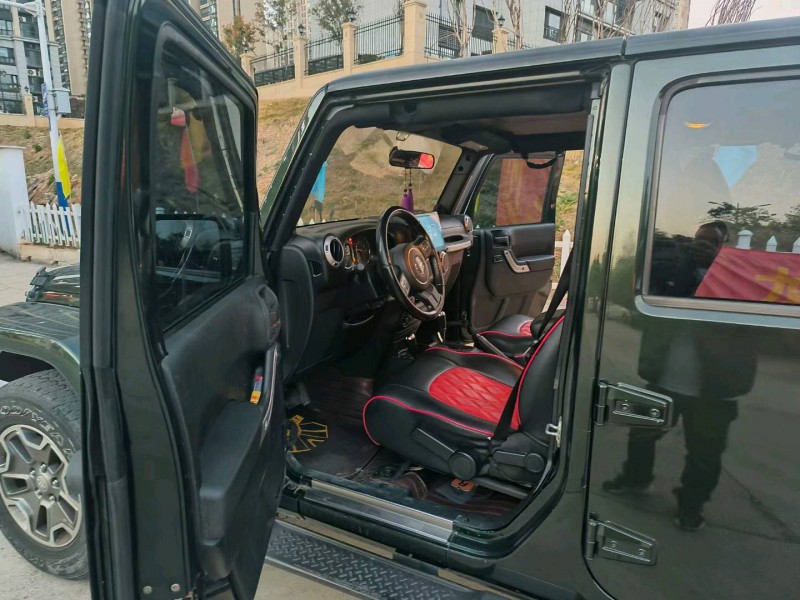 淮南11年Jeep牧馬人8