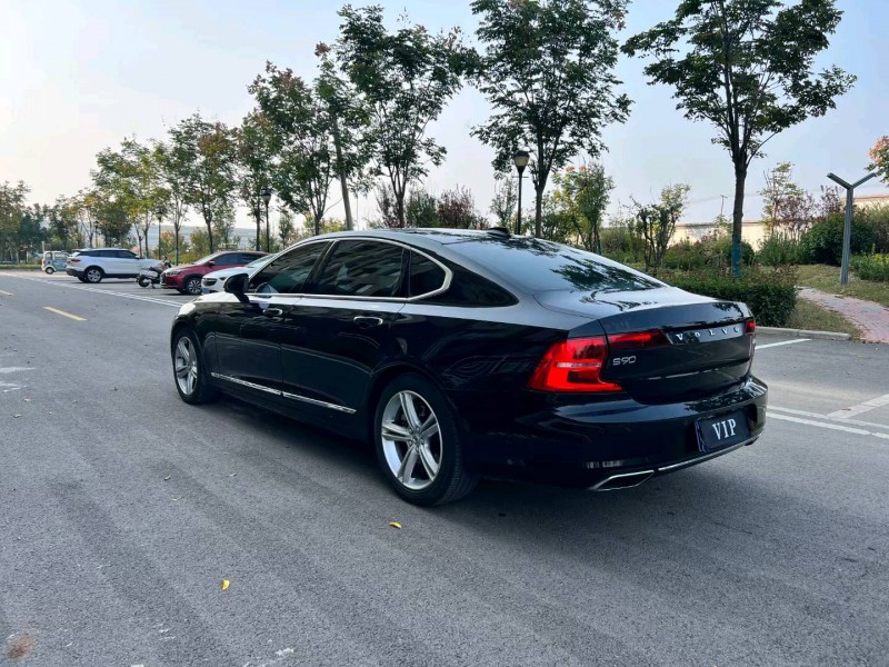 徐州19年沃尔沃S908