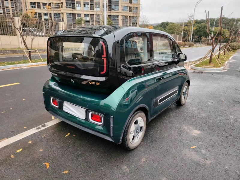 蘇州22年寶駿KIWI9