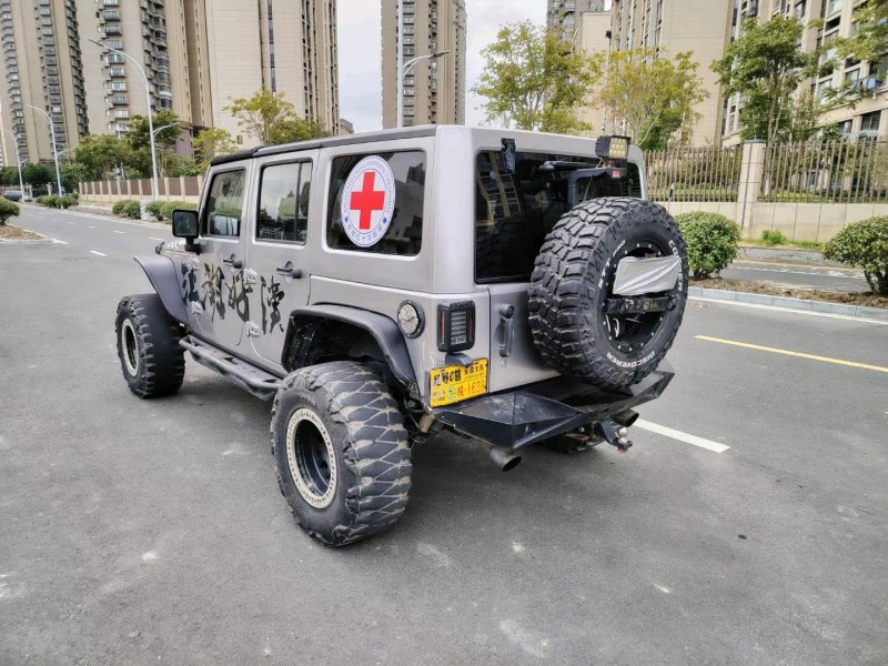 苏州17年Jeep牧马人7