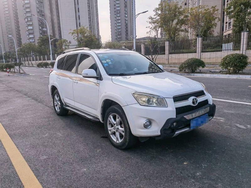 苏州12年丰田RAV43