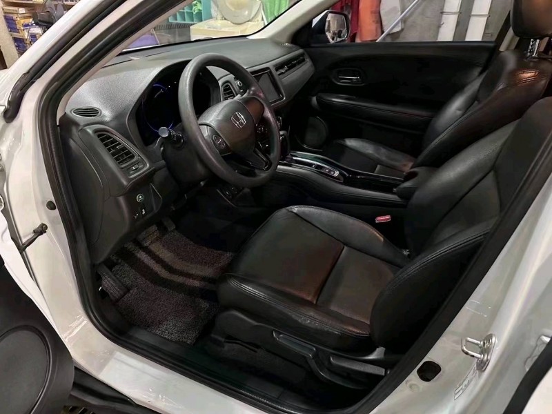 汕头17年本田缤智2