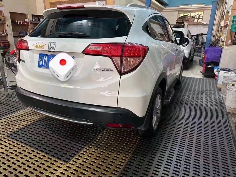 汕头17年本田缤智3