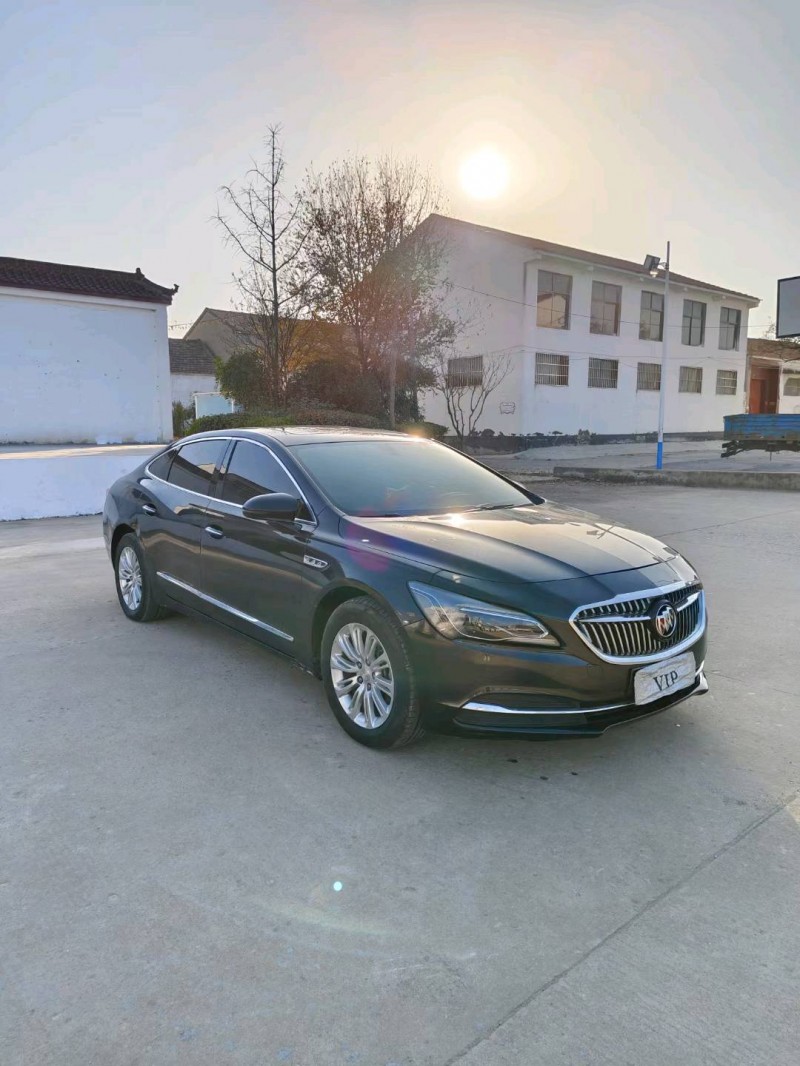 泰州18年别克君越3