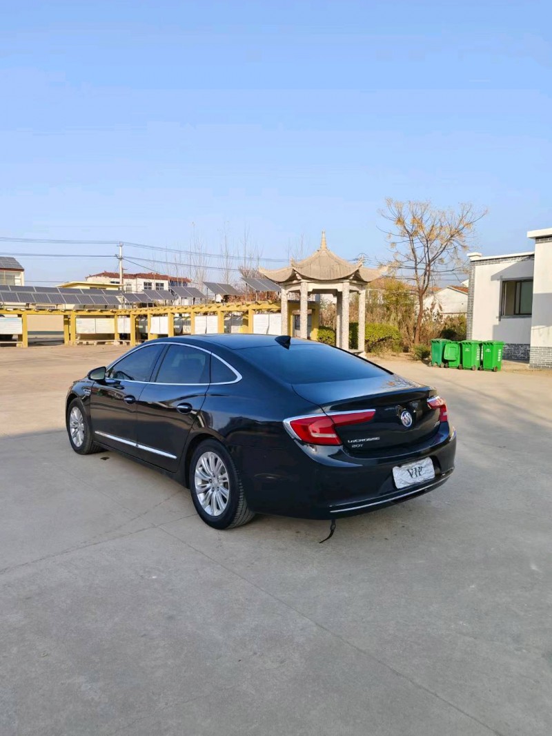 泰州18年别克君越4