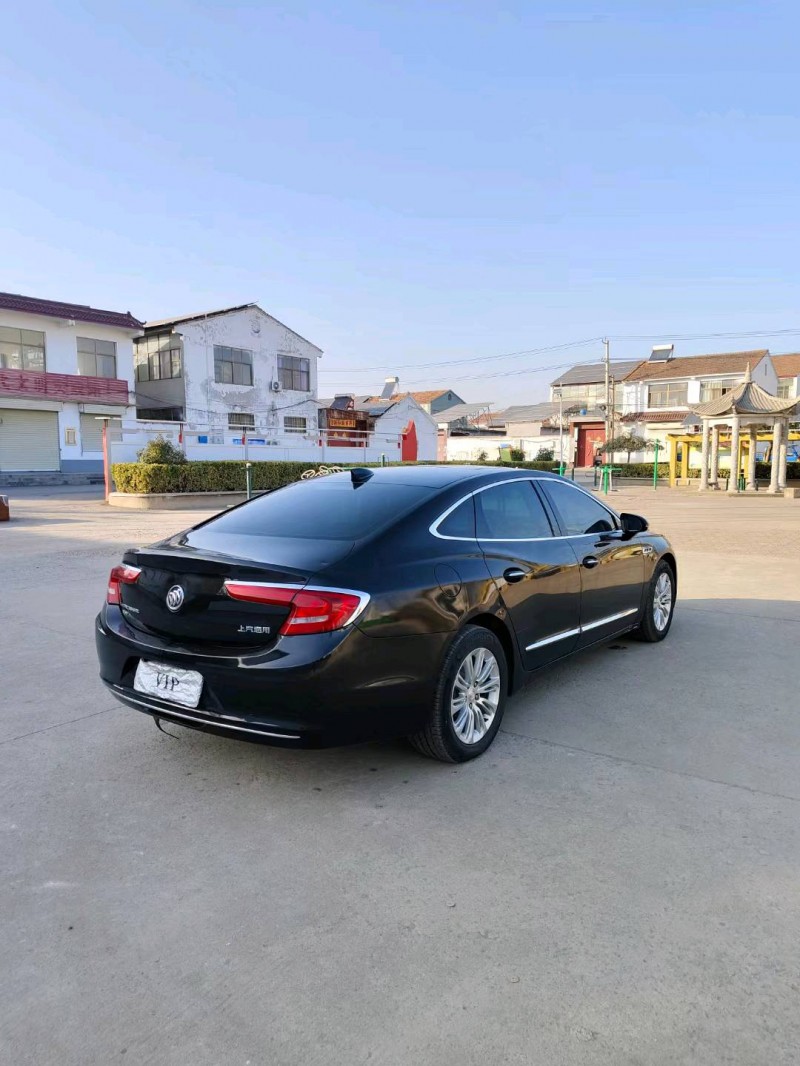 泰州18年别克君越5