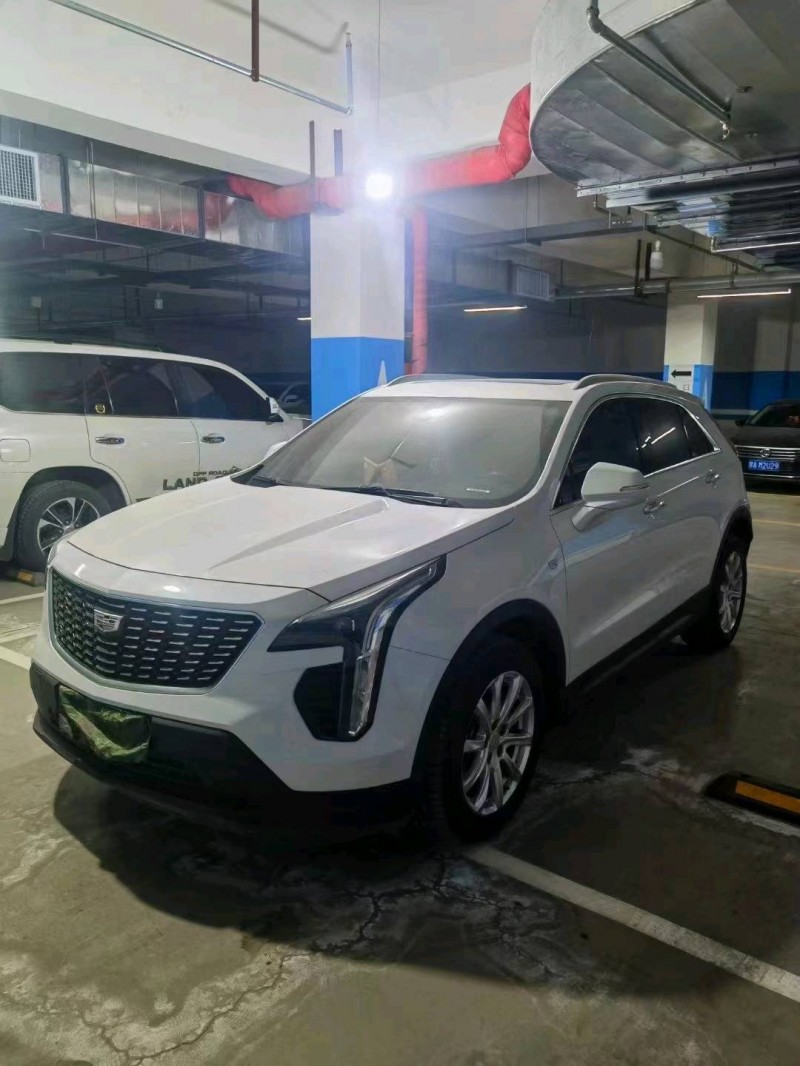 烏海19年凱迪拉克XT42