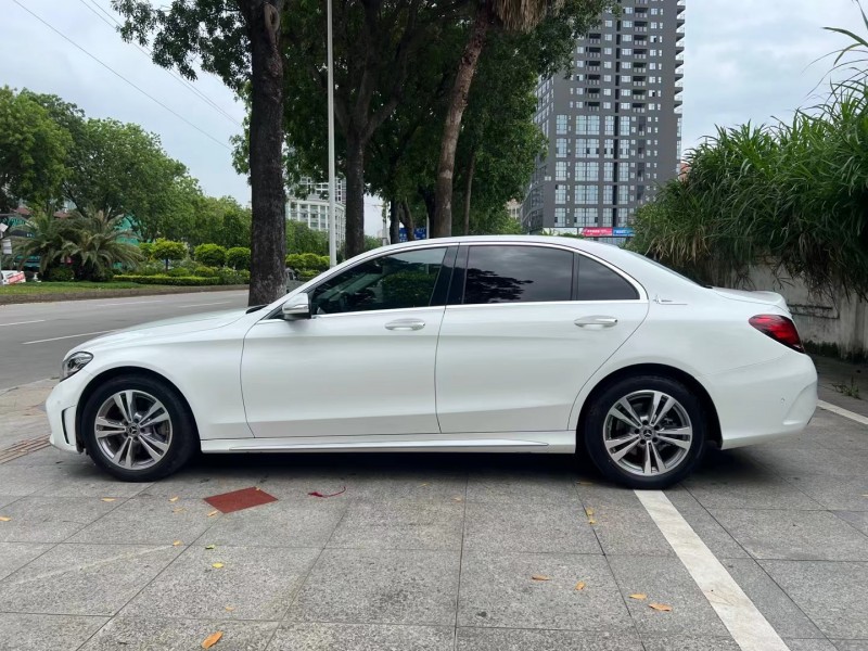 东莞20年奔驰C7