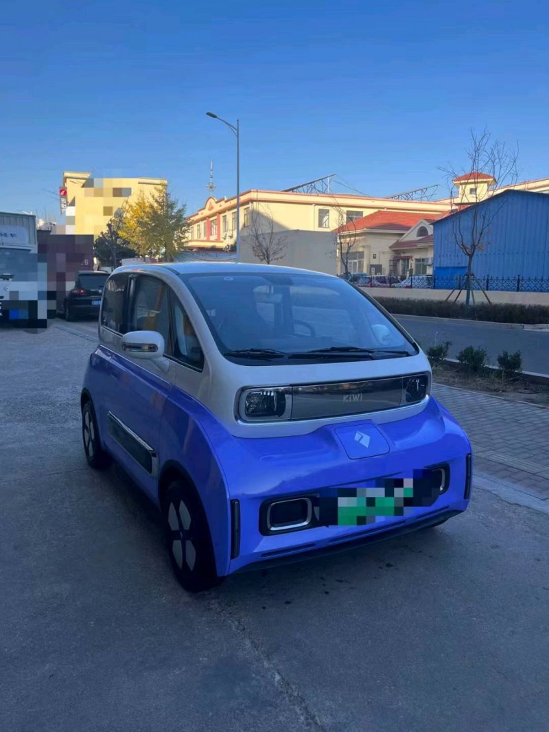 東營23年寶駿KIWI1