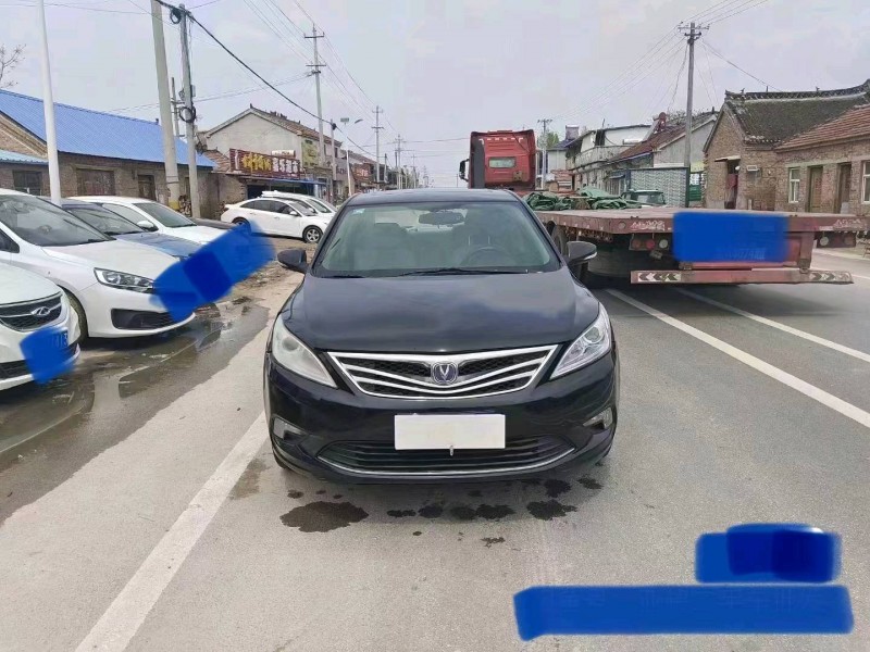 东营14年长安汽车逸动1