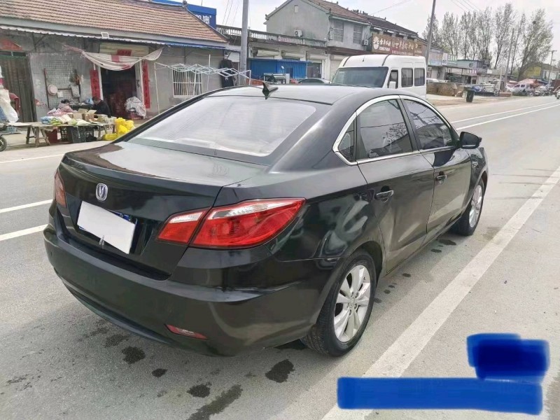 东营14年长安汽车逸动6